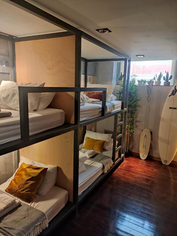 Caruma Surf Hostel Matosinhos  Exterior photo