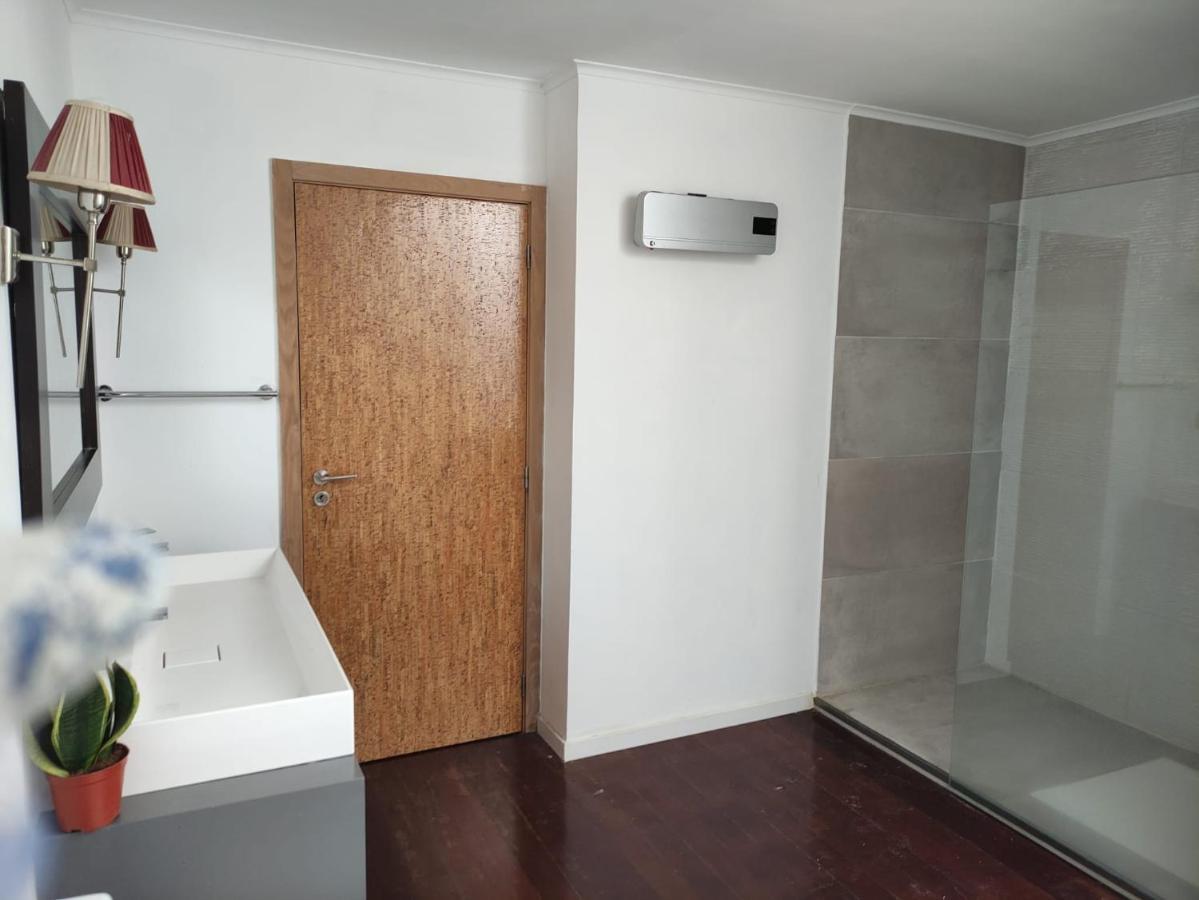 Caruma Surf Hostel Matosinhos  Exterior photo